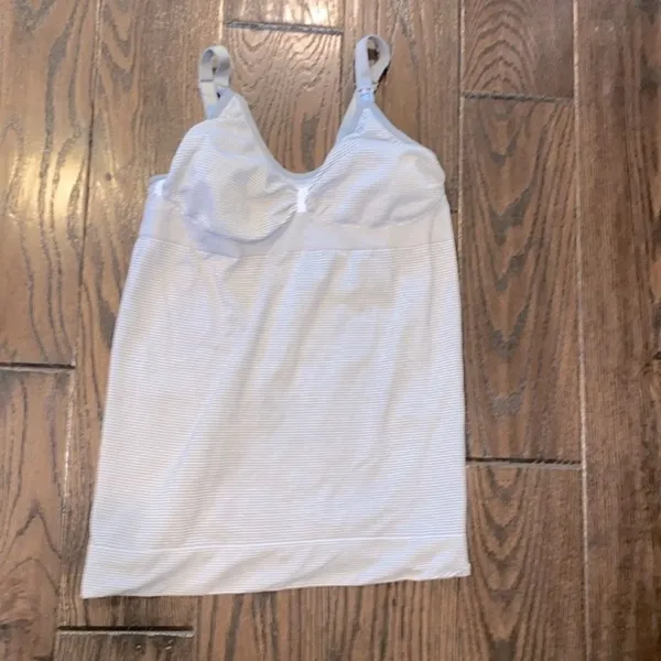 Labor of love seam free size small/medium tank top - Image 2