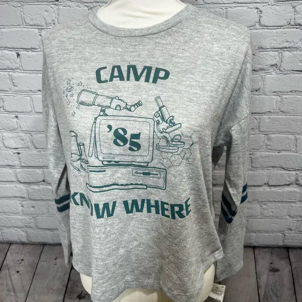 NWT Stranger Things long sleeve soft top size xs - Image 8
