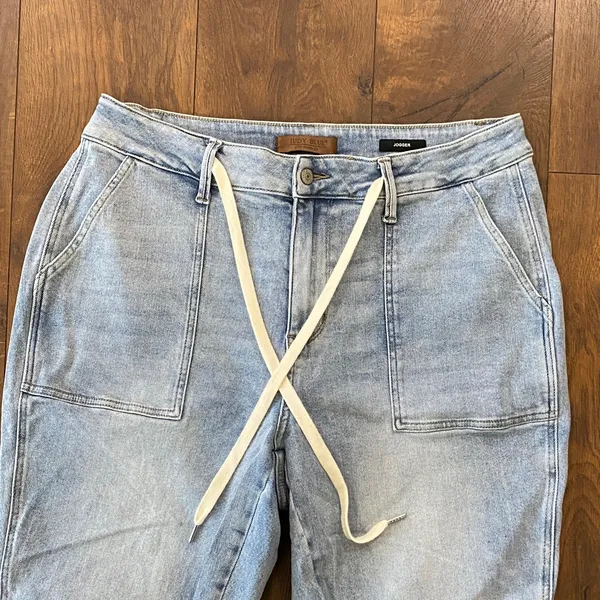 Judy Blue Light Wash Joggers 16W – Drawstring Tie, Comfortable Fit - Image 2