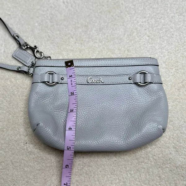 Coach Gray Y2K Leather Wristlet - Image 5