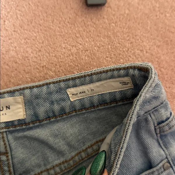 Pacsun Mom Jeans - Image 4