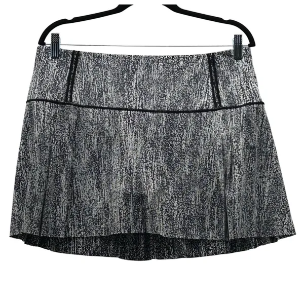 Lululemon Lost in Pace‎ Tennis Skort Skirt Black 12 - Image 2