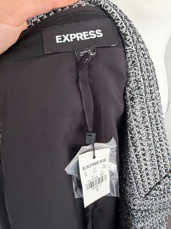 EXPRESS Black White Boucle Blazer Jacket Size 6 NEW NWT - Image 7