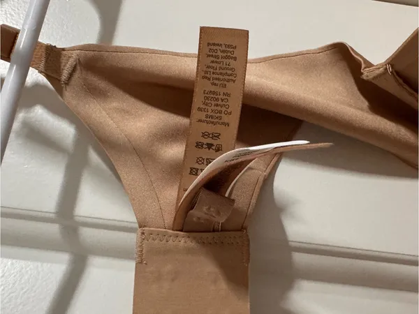 SKIMS Bra in Tan - Image 2