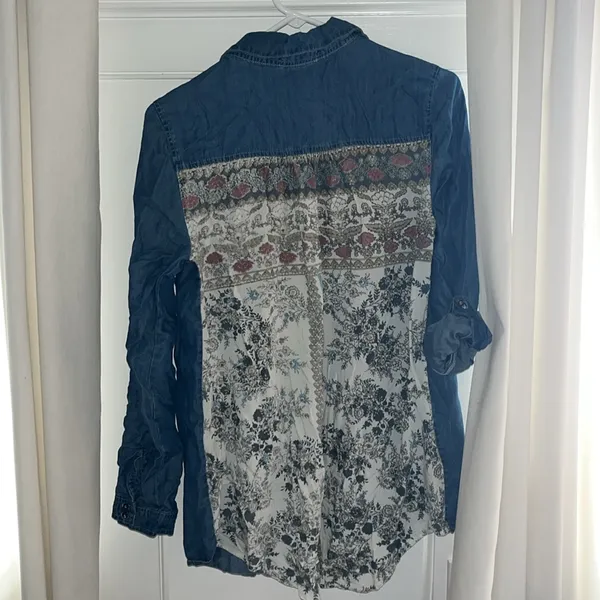 Altar’d State Button Down Blouse Size M - Image 2