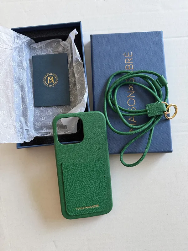 Maison de Sabre iPhone 15 pro Max case Green - Image 2