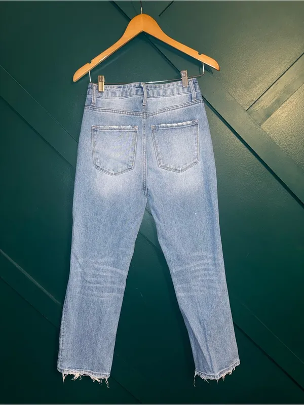 Vervet High Rise Distressed Straight Leg Jeans Light Wash Raw Hem Women's Denim - Image 3