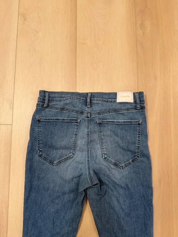 Express Distressed Skinny Mid Rise Jeans Women's Size 10 Long - Image 7