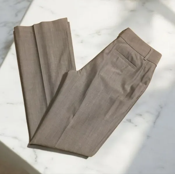 Banana Republic Gray Women's Trousers - Image 2