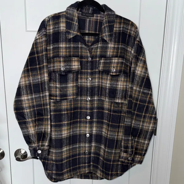 NWOT No Vacancy Brushed Wool Plaid Shacket - Navy and Tan - Image 2