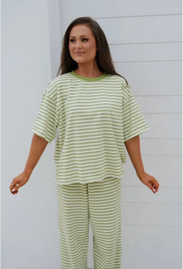 These Three Boutique Set - Image 3