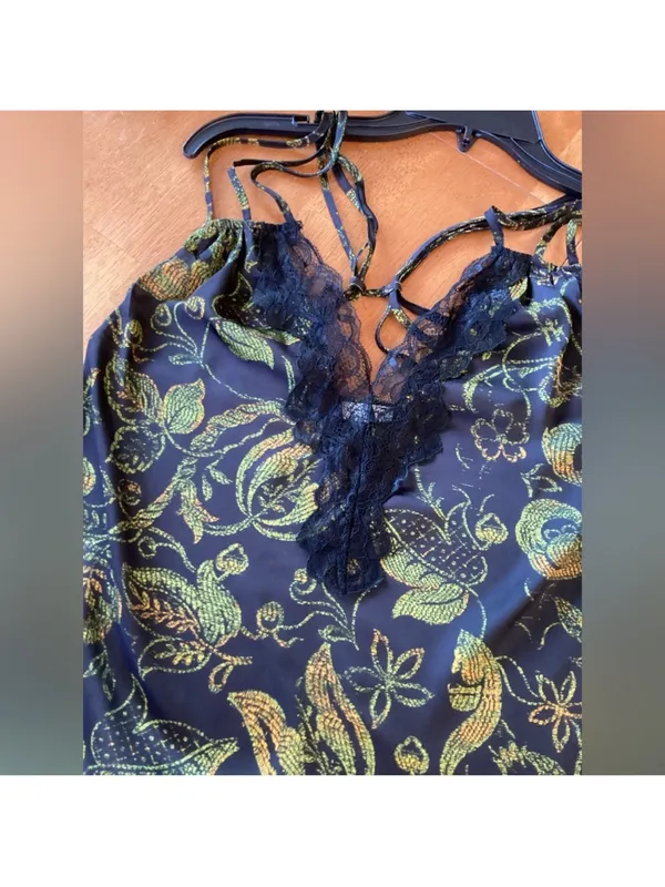 Intimately by Free People Off The Coast Cami - size Small - Image 2