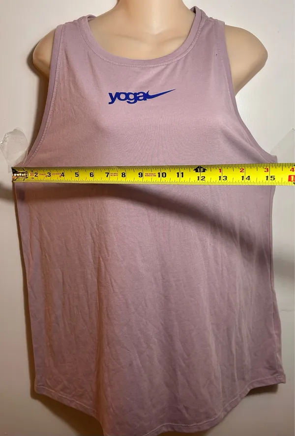 Nike Women's athletic set. . Size: XL (L). $27. - Image 3