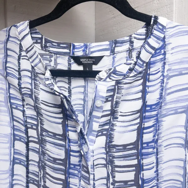Simply Vera Vera Wang Sleeveless Flounce Shirt - Image 3