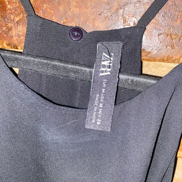 Zara Black Sleeveless Keyhole Tank Top Blouse Women's Size Medium - Image 4