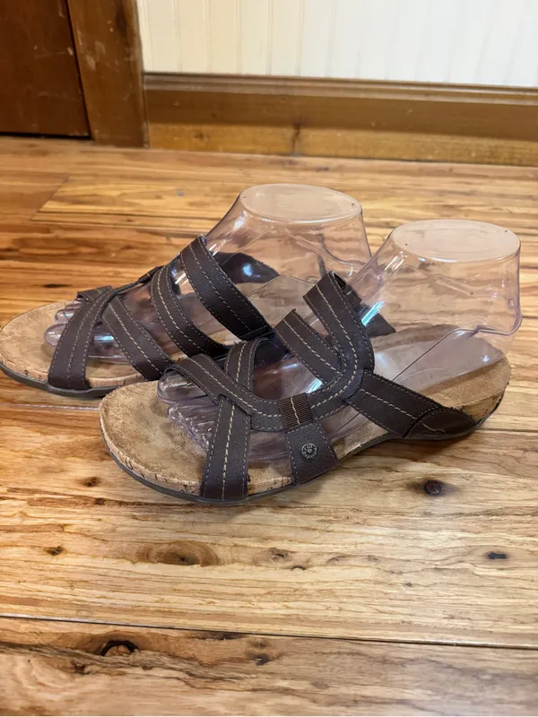 Womens‎ Bearpaw Sandals Brown Slip On Size 8 Comfy Casual - Image 3