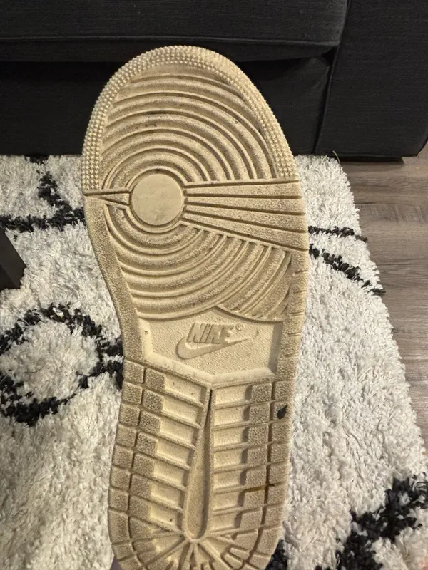 Nike Air Jordan Mid Women’s - Image 4