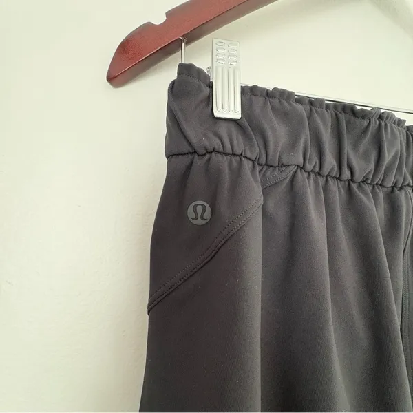 Lululemon Keep Moving Jogger black size 6 - Image 6