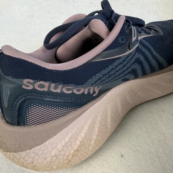 Saucony Triumph 22 Womens 10 Running Shoes Navy‎ Blue Mauve Athletic Sneakers - Image 9