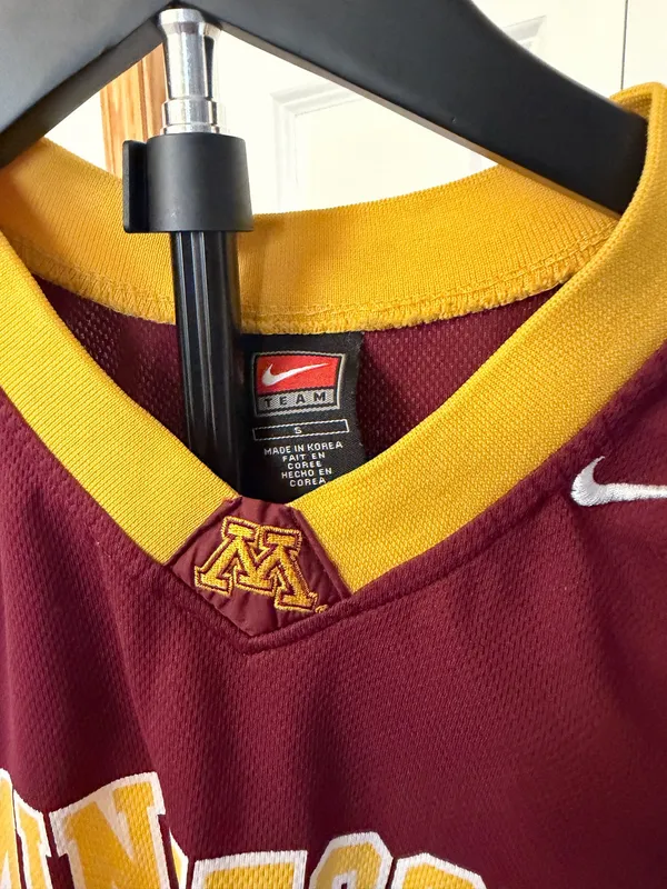 University of Minnesota Nike Basketball Jersey - Image 3