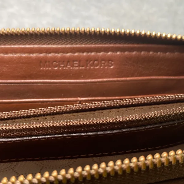Michael Kors Tote Bag Purse Womens Large Tan Brown Signature Monogram Wallet Set - Image 15