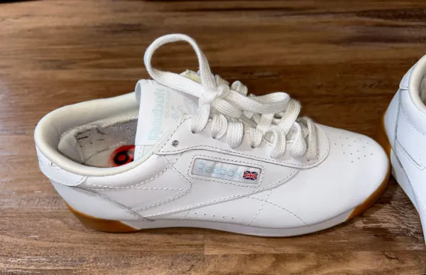 Reebok White Shoes - Image 3