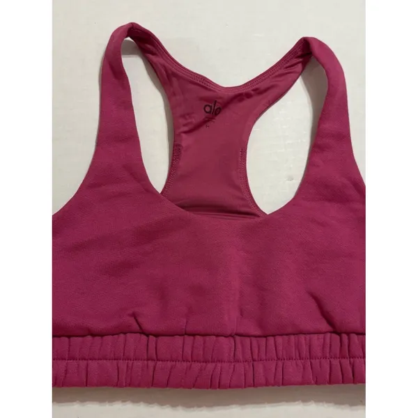 NWOT new ALO accolade sweatshirt bra medium raspberry sorbet - Image 3