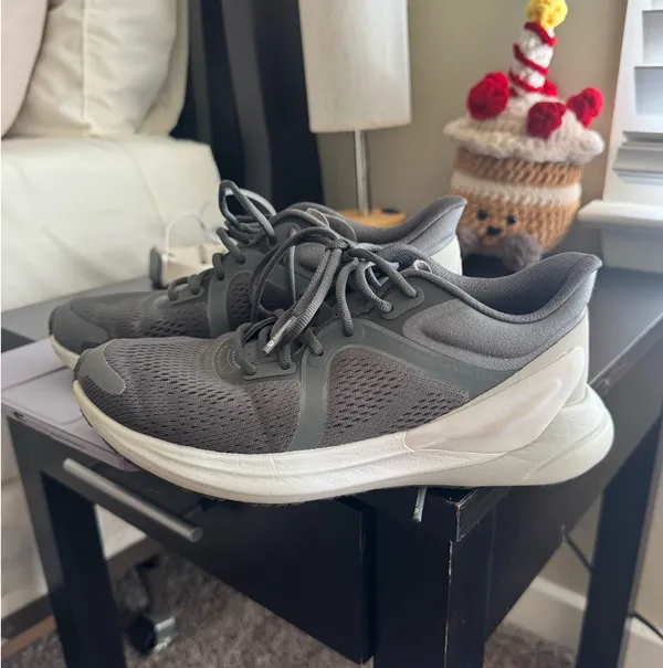 Lululemon Blissfeel Running Shoes - Image 3