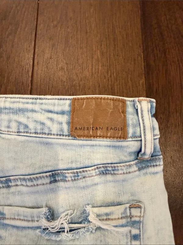 American Eagle Next Level Stretch m Distressed Denim Shorts Size 6 - C70-008 - Image 5