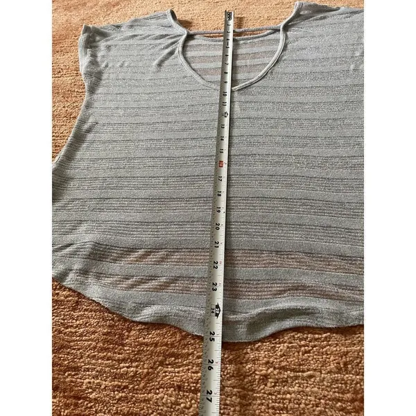 Tea n Rose Sheer Stripe Top Women Gray Short Sleeve Scoop Neck Size M - Image 5