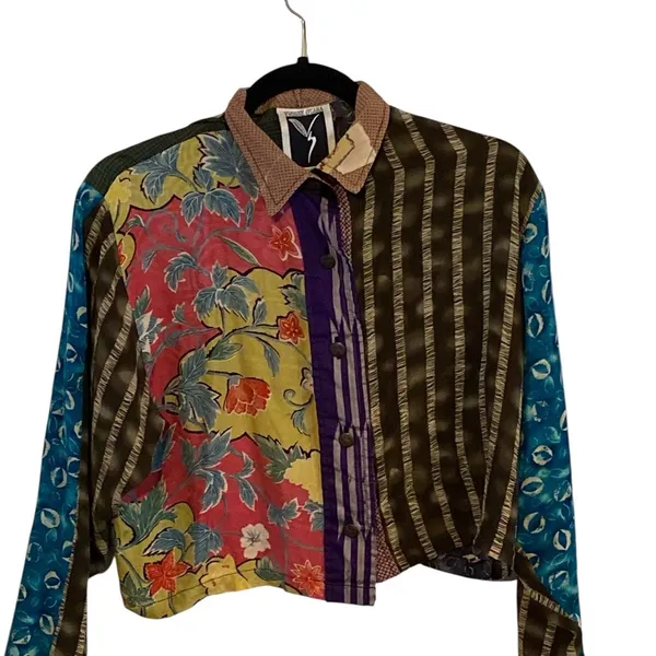 Yvonne Agaro Collections Multicolor Patchwork Cropped button down shirt Jacket Green Size L - Image 2