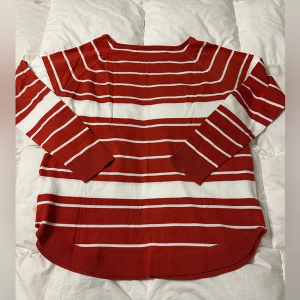 Pink Clover Red and White Valencia Curved Hem Striped Knit Top - NWOT - Size XL - Image 4