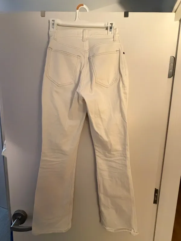 Abercrombie and Fitch white jeans - Image 2