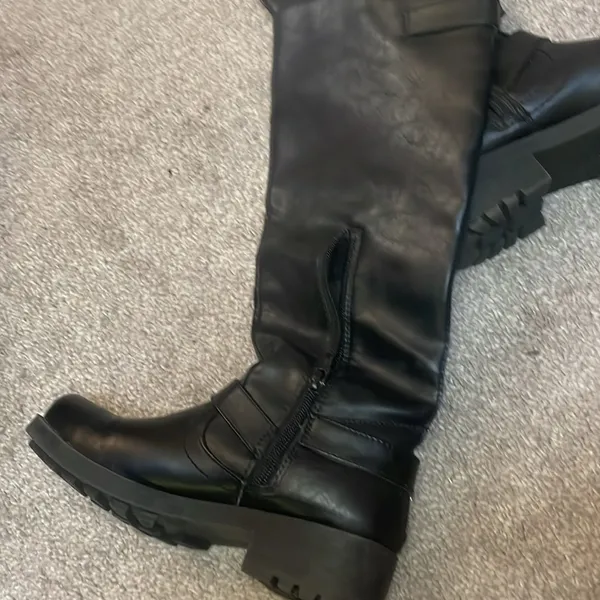 Target Black combat motorcycle boots vegan leather size 7 - Image 6