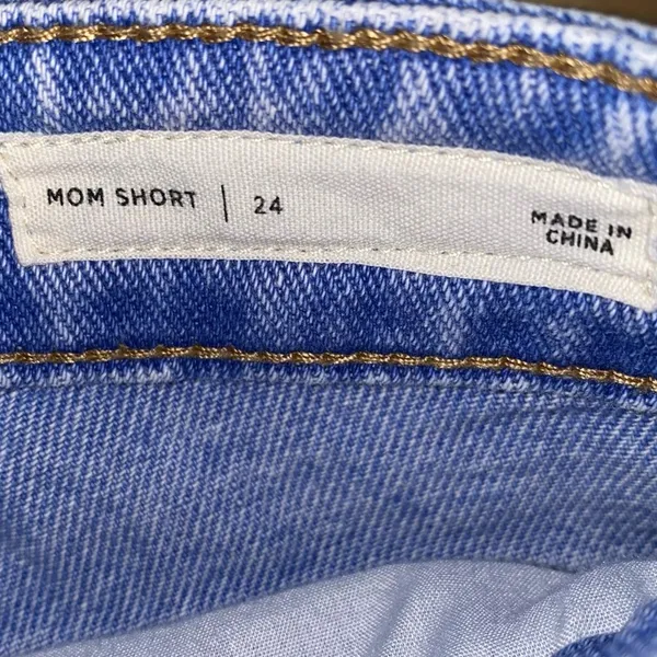 PacSun Mom Shorts 24 High Rise‎ Denim Cuffed Blue Jean Shorts - Image 4