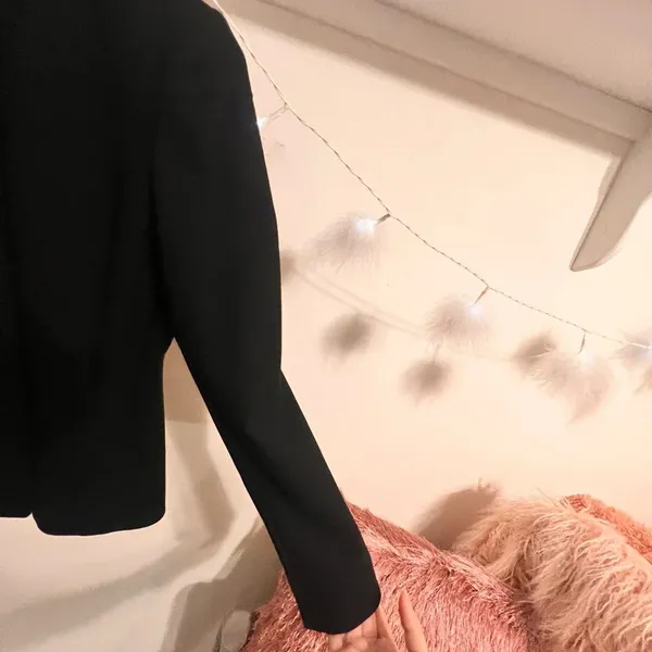 Renaissance Style Antonio Melani Black Blazer - Image 5