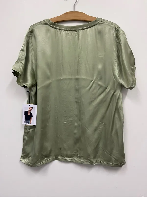NWT Nation LTD Olive Green Satin V-Neck Women's Top size L - Image 3