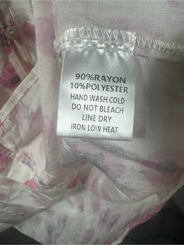 P217. ee:some Women's Pink Floral Button-Front Peasant Blouse - Image 3