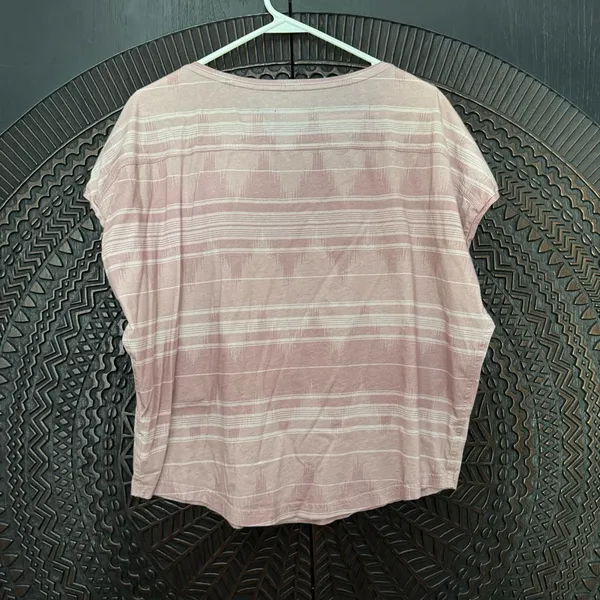 Prana Organic Cotton Oversized Boxy T Shirt Womens M Pink Aztec Geometric Print - Image 2
