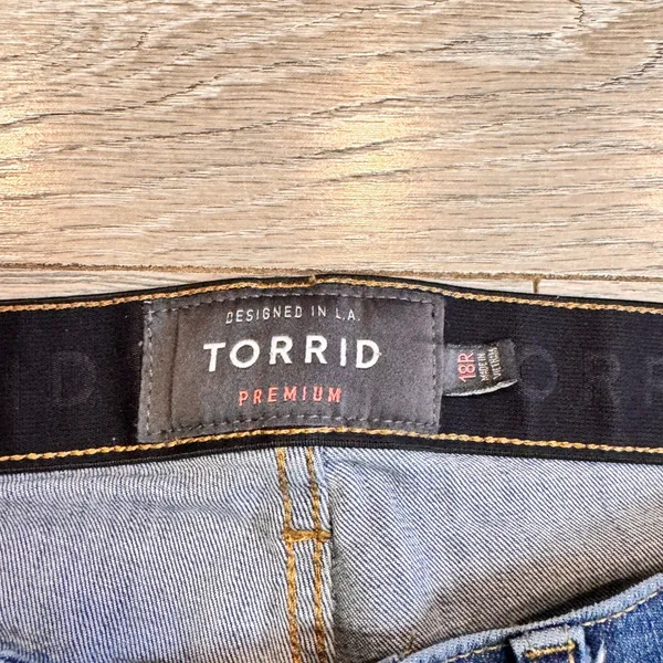 Torrid Premium Women's Jeans Size‎ 18 Regular Blue Denim Sky High Skinny - Image 4