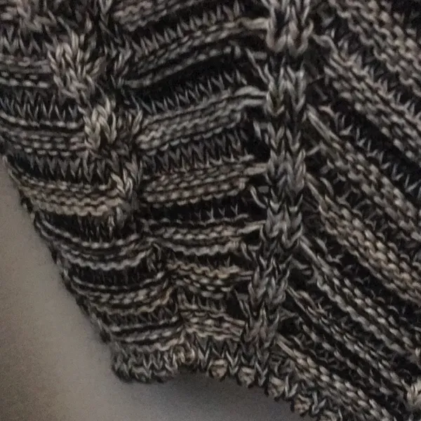FINAL MARKDOWN Two-one-two New York cardigan sweater xl - Image 6