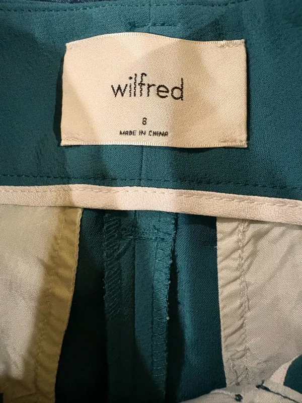 Aritzia Wilfred belt waist cropped crepe pants sz 8 teal - Image 4