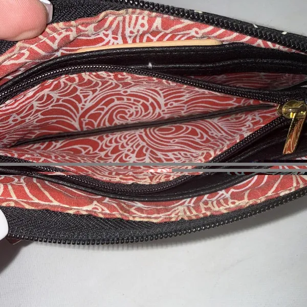 Sam & Hadley Glossy Classic Designer Minimalist Preppy Basic‎ Wallet Wristlet - Image 6