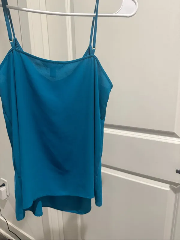 Lilly Pulitzer Women's Teal Ruffle Cami Top - Lightweight Summer Shell - Image 4