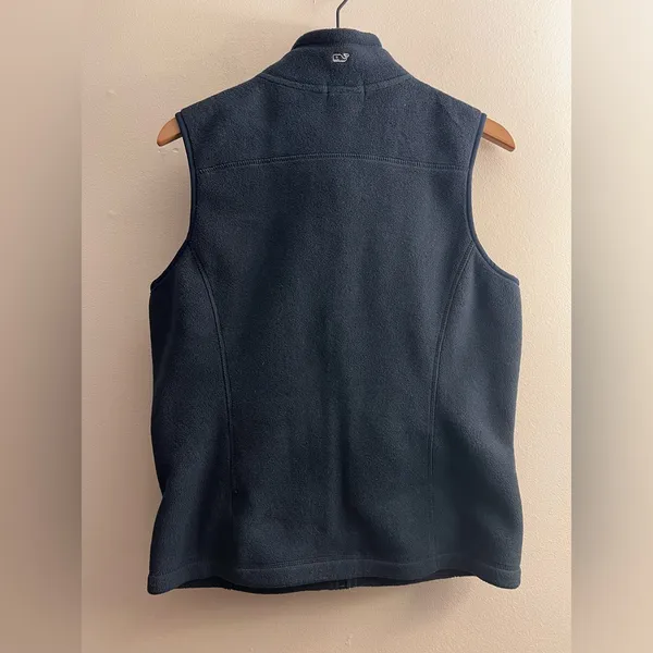 Vineyard Vines navy blue fleece vest - Image 2