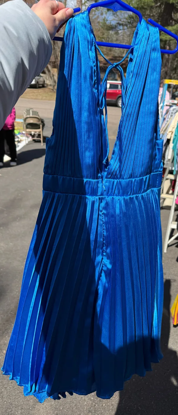 Blue dress - Image 2