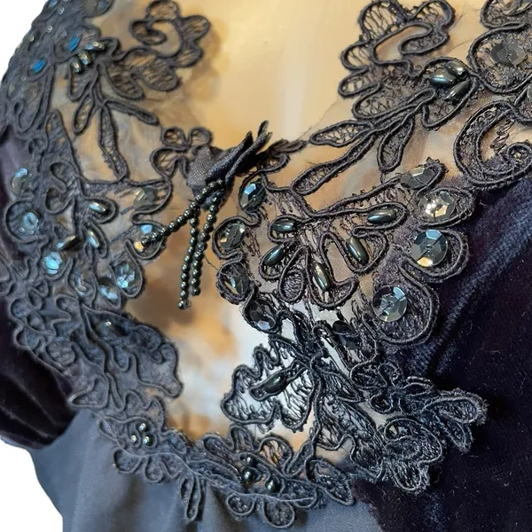 Je T’adore Vintage 90s Black Beaded Sequin Velvet Glam Sheer Lingerie Slip Top - Image 3