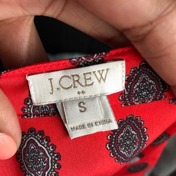 J. CREW FACTORY | Red Emblem Patterned Blouse Sz S - Image 7