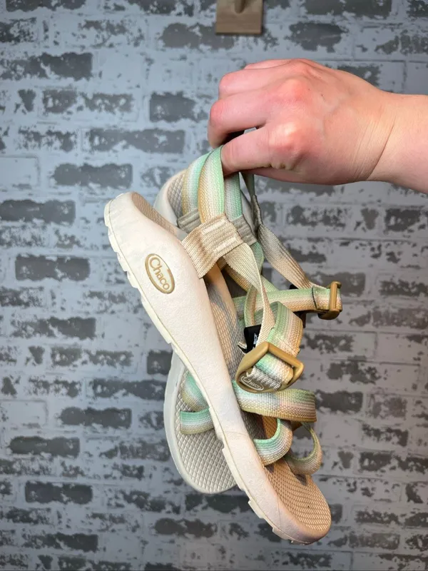 Chaco | women cream rubber sol strappy sandals - Image 4