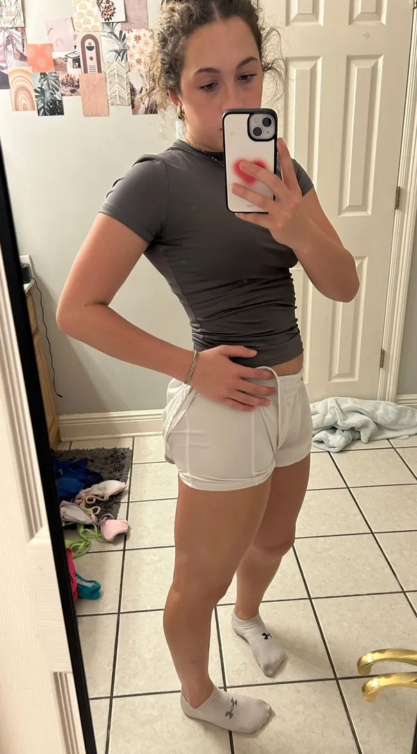 DICK'S Sporting Goods Shorts - Image 3